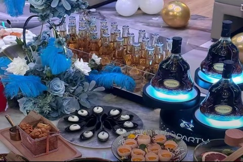 淄博KTV招聘，少抱怨多努力共发展，积极工作有回报